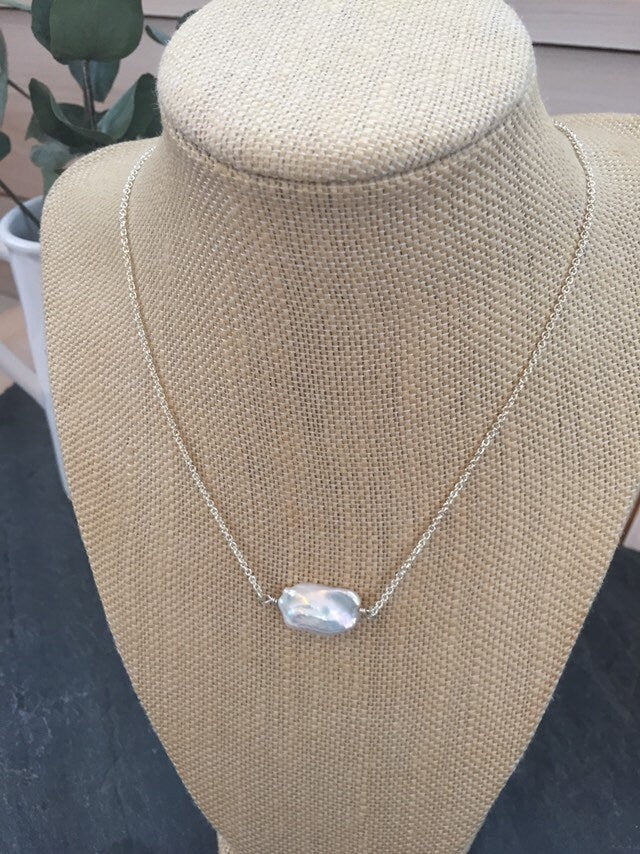 Large Baroque Pearl Pendant Necklace