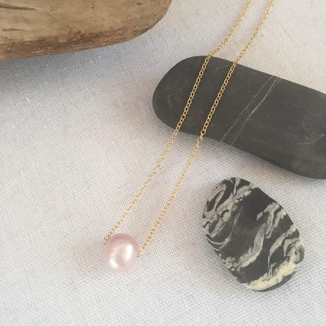 Floating Pearl Necklace in Gold - Pink Freshwater Pearl on Gold Filled Chain