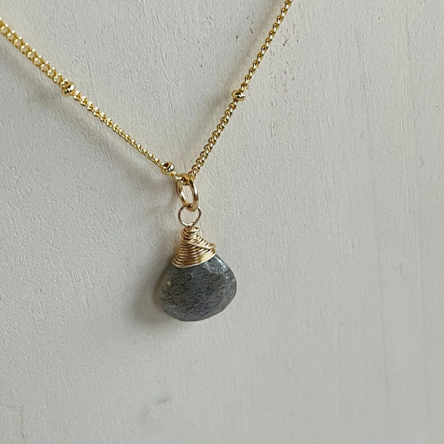 Simple Labradorite Briolette/ Teardrop Necklace in Gold