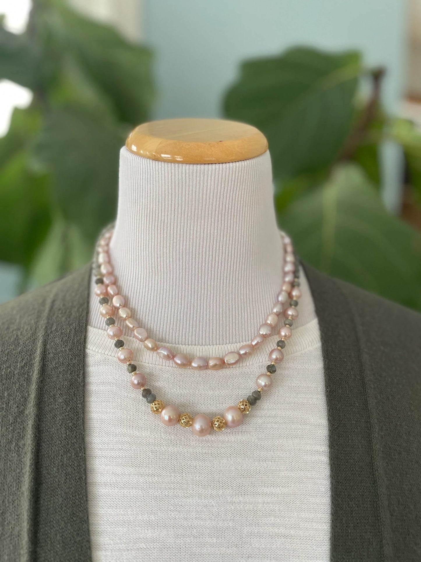 Single Strand Pearl Necklace