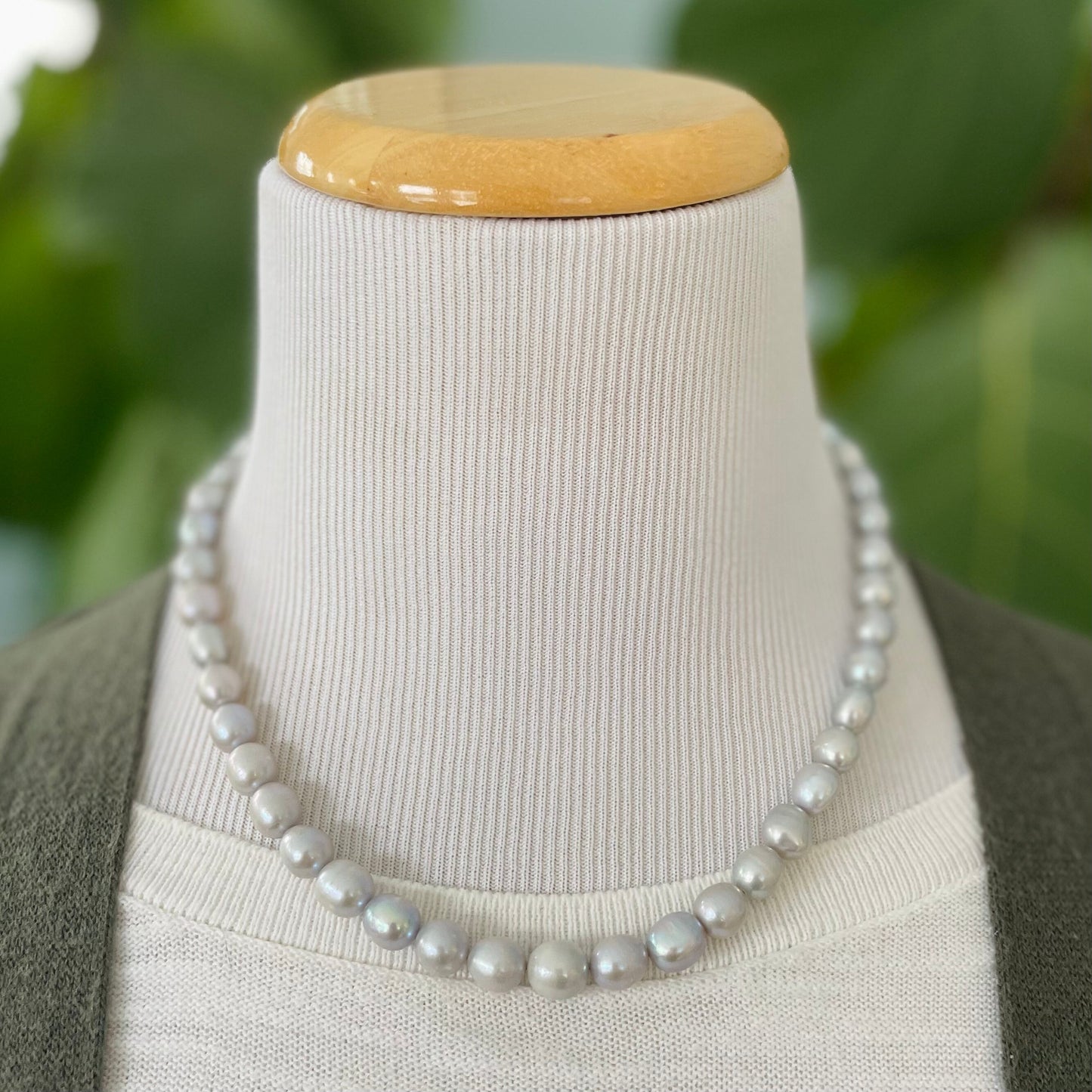 Single Strand Pearl Necklace