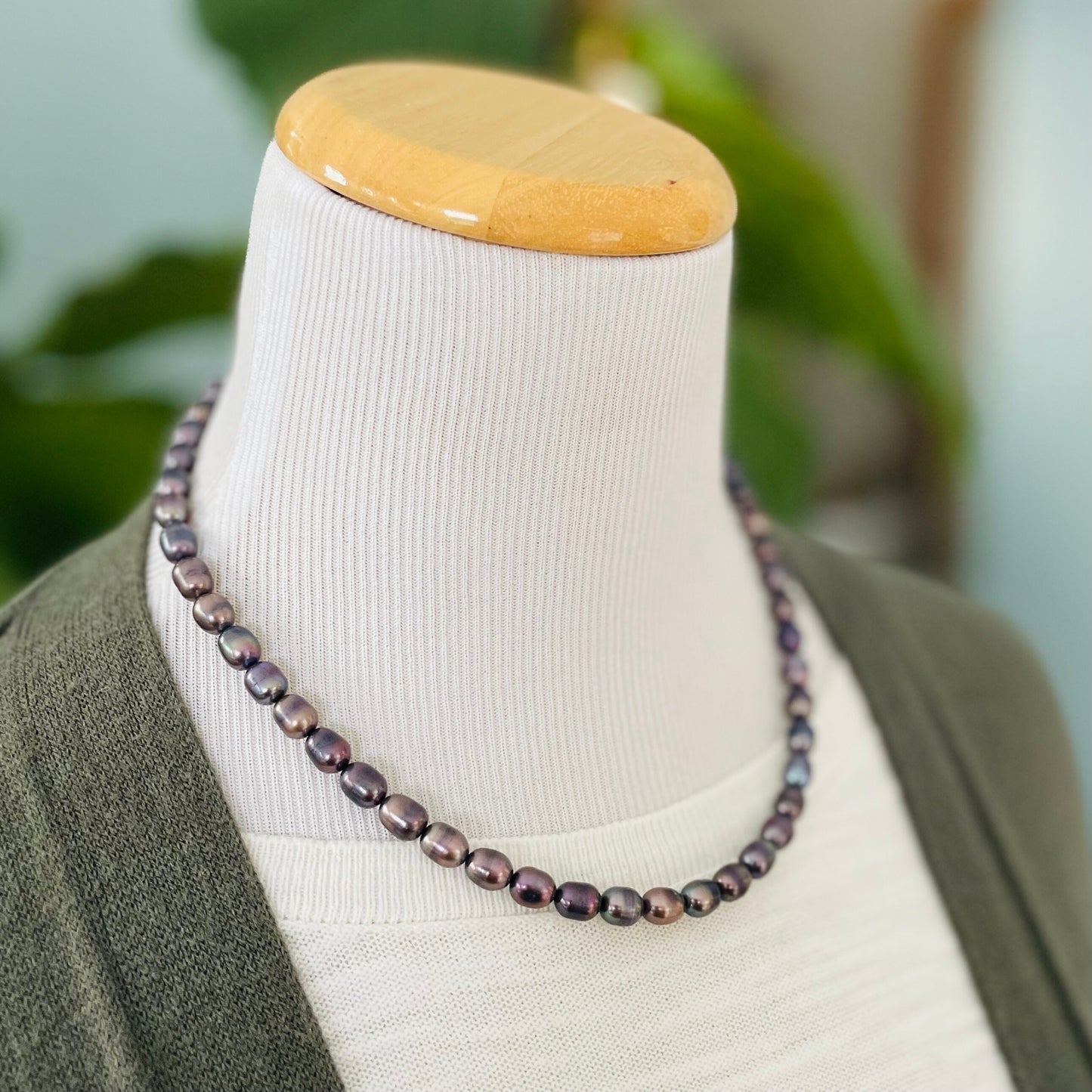 Single Strand Pearl Necklace